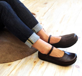 Earth Shoes Womens Casuals